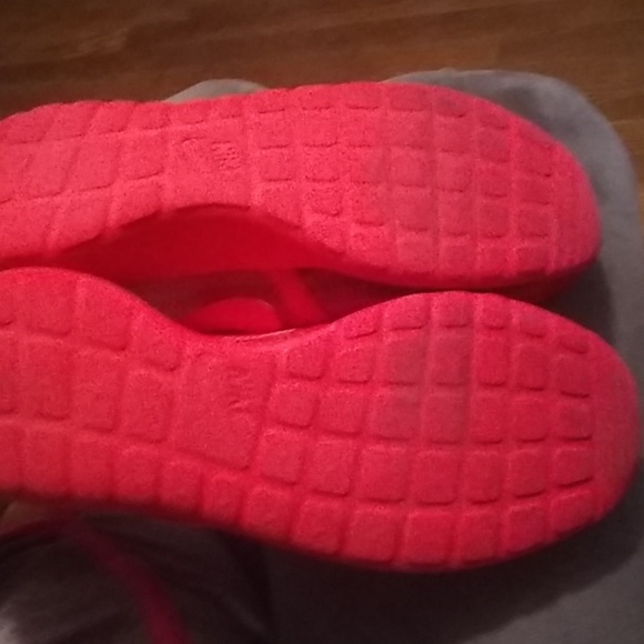 Shoes - Picture 8 of 8